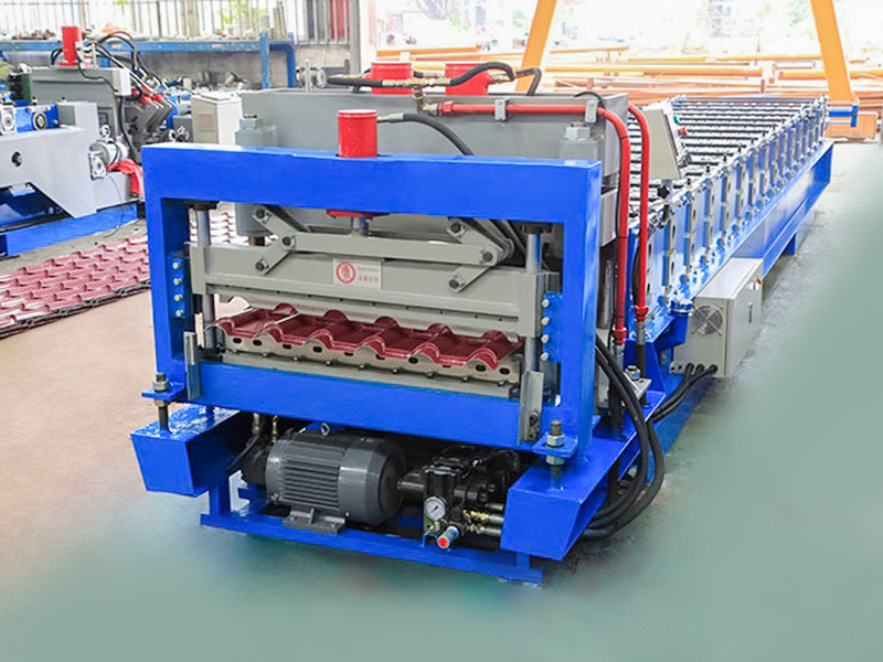 YX25-162-810 Malakas na Makinang Bumubuo ng Makina na Glazed Tile Roll Forming